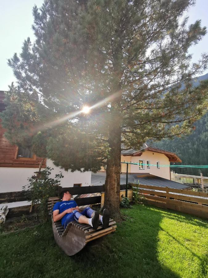 ניוסטיפט אים סטובאיטל Haus Am Gletscher מראה חיצוני תמונה